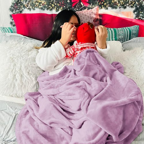 Bedsure GentleSoft Fleece Blanket - Lightweight Plush Cozy Twin Size Lilac 60x80 Inches for Bed & Travel