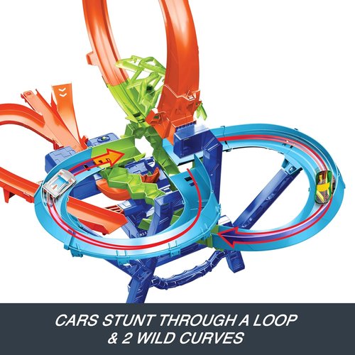 Hot Wheels | Stunt Track Set with Mid-Air Crash - 1:64 Scale Die-Cast Car & Motorized Booster