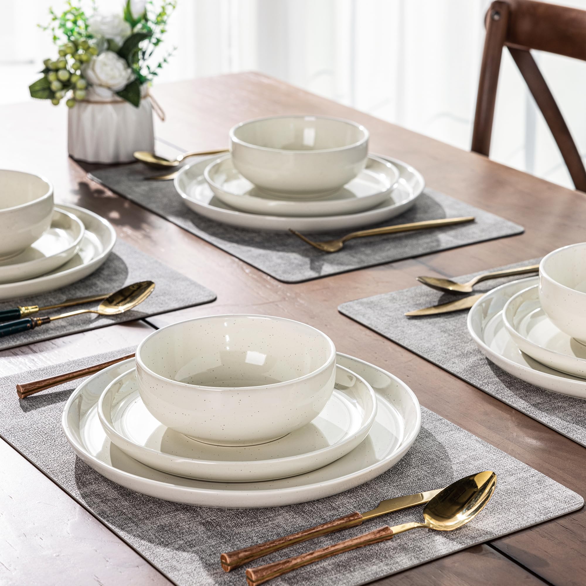 GBHOME 12-Piece Stoneware Dinnerware Set for 4 – Ribbed Ceramic Plates and Bowls, Scratch-Resistant, Microwave & Dishwasher Safe, Reactive Glaze