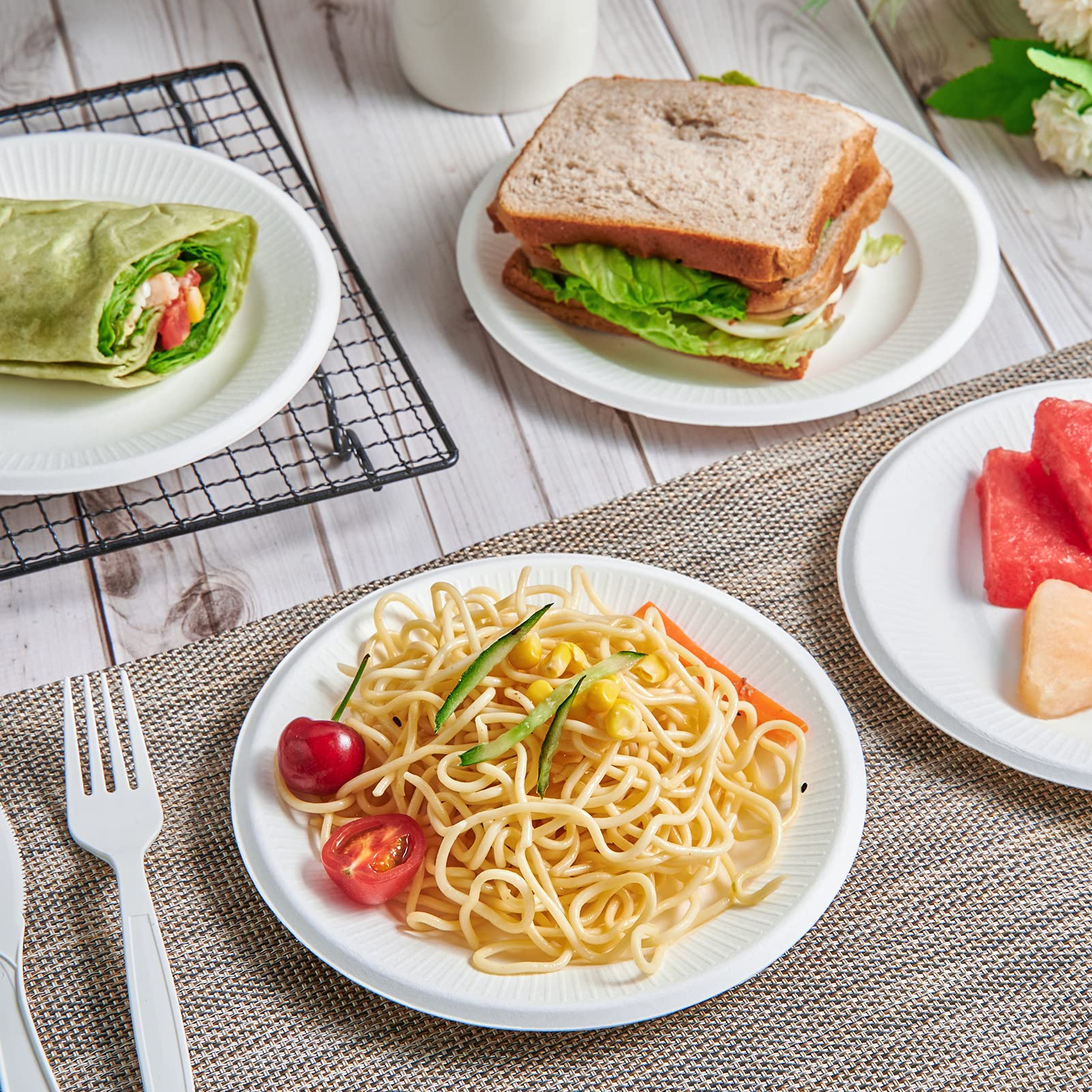 Vplus 100% Compostable Paper Plates, 200 Pack 7 Inch Disposable Paper Plates, Uncoated Biodegradable, Made of Sugar Cane Fibers, Perfect for Sandwich, Cake, and Snack