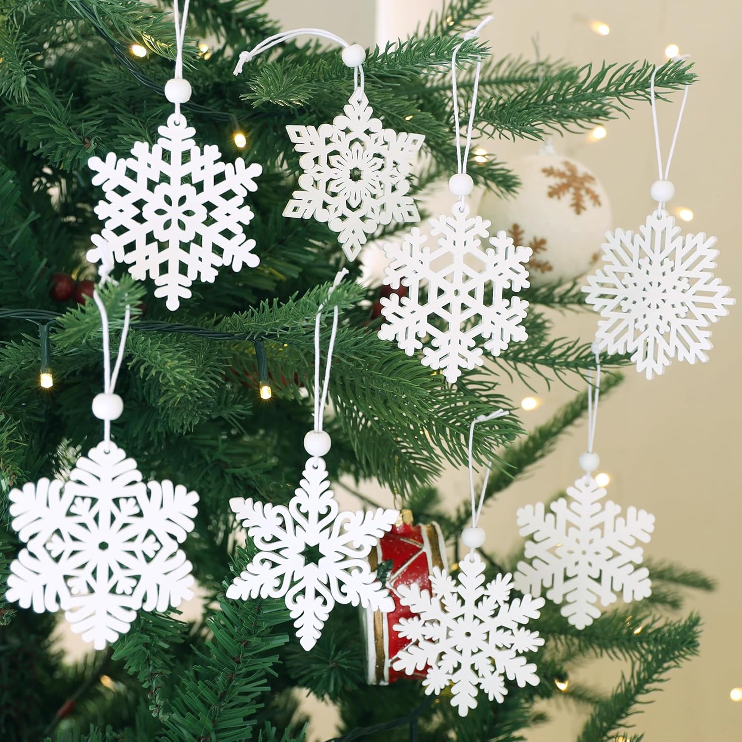 Skiennix 16-Piece White Snowflake Ornaments - 3-Inch Wooden Christmas Decorations for Holiday Crafts