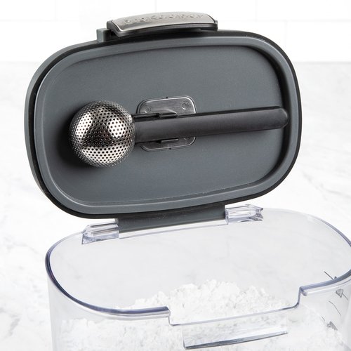 Progressive International (2.05-quart Powdered Sugar Keeper)