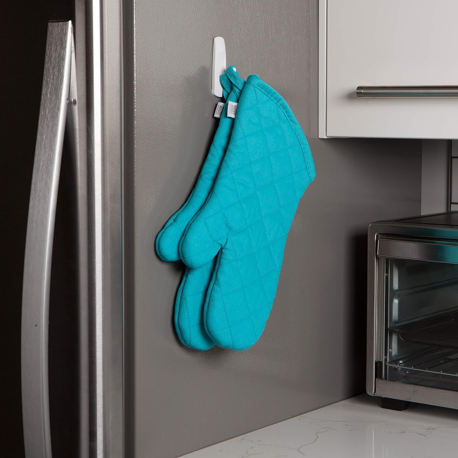 Now Designs Basic Oven Mitt - Bali Design | Set of 2 | 6.5 x 13 Inches for Superior Heat Protection