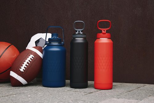 Takeya Sport 64 oz Triple-Insulated Stainless Steel Water Bottle, Straw Lid – Leakproof, Sweatproof, BPA-Free, Keeps Drinks Cold 36 Hrs, Hot 14 Hrs – Obsidian