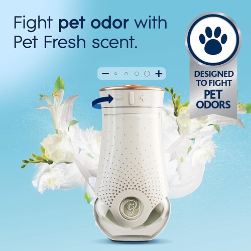 Glade PlugIns Air Freshener Starter Kit - Pet Fresh Scent with Essential Oils | 0.67 Fl Oz, Includes 1 Warmer + 1 Refill