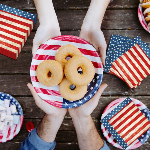 50 Count American Flag Paper Napkins, Disposable Patriotic Party Cocktail Napkins for 4th of July, Memorial Day, Veterans Day, Independence Day BBQ, Military Homecoming, and Picnic Table Decorations