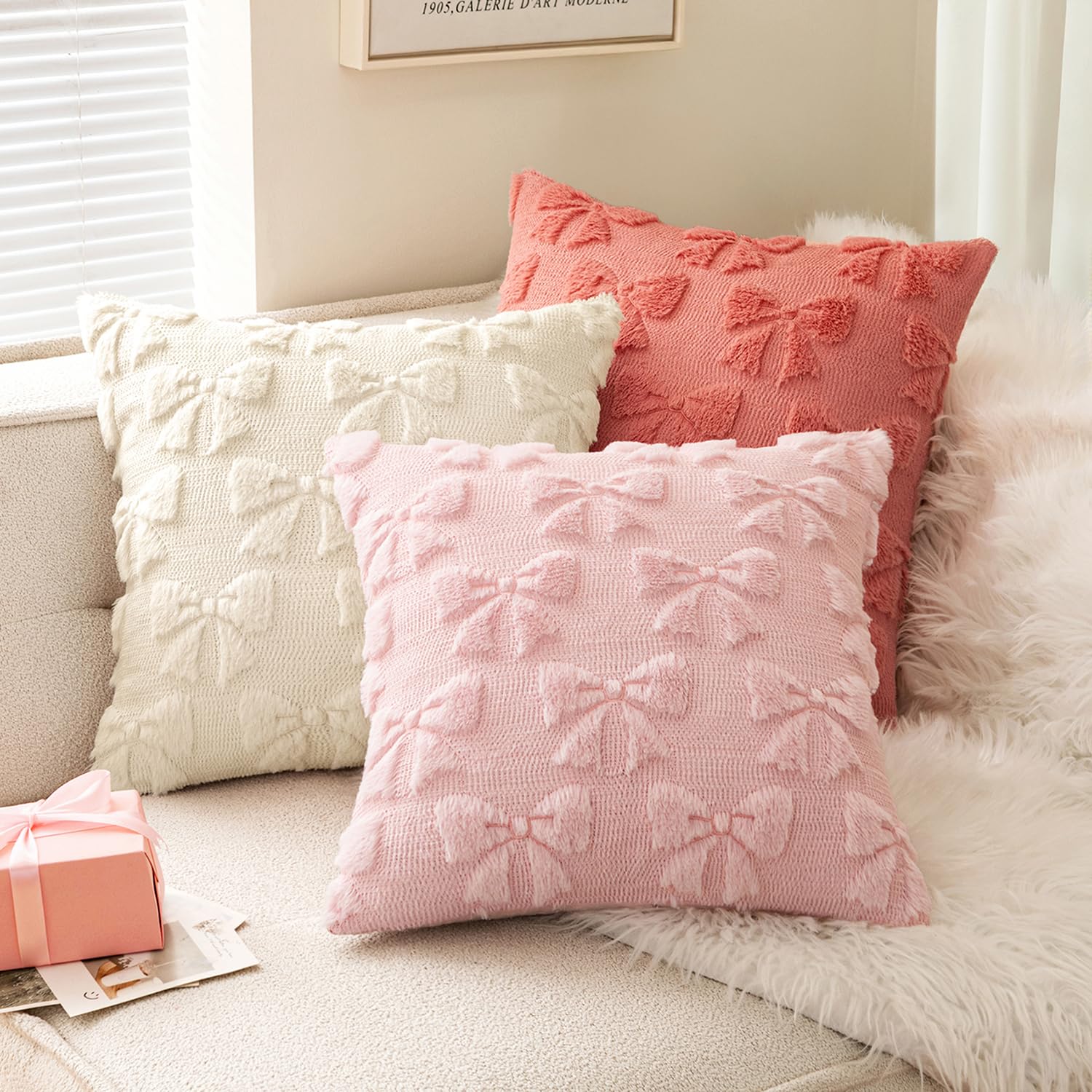 MIULEE Light Pink Bow Pillow Covers Coquette Room Decor Aesthetic Set of 2 Spring Decorative Cute Girl Soft Plush Faux Pillowcase for Preppy Room Decor Bedroom Couch,20x20 Inch