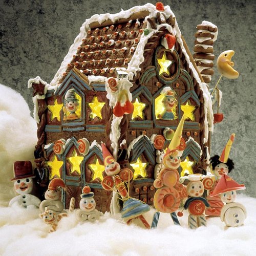 Cosweet Fake Snow Blanket - Thickened 3 x 8 Ft Faux Sheet for Crafts, Displays & Photo Props