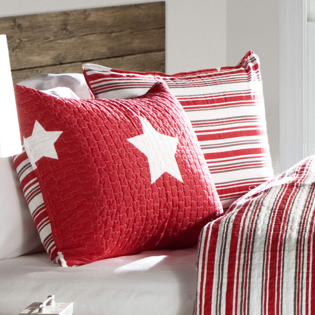 Lush Decor Star Quilt - Reversible 2 Piece Pattern Striped Bedding Set with Pillow Sham - Twin - Red