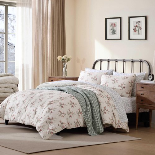 Laura Ashley - King Comforter Set, Reversible & Naturally Soft Cotton Flannel Bedding w/Matching Pillowcases, Medium Weight for Year Round Use, 3 Piece Bed Sets (Meredith Grey)