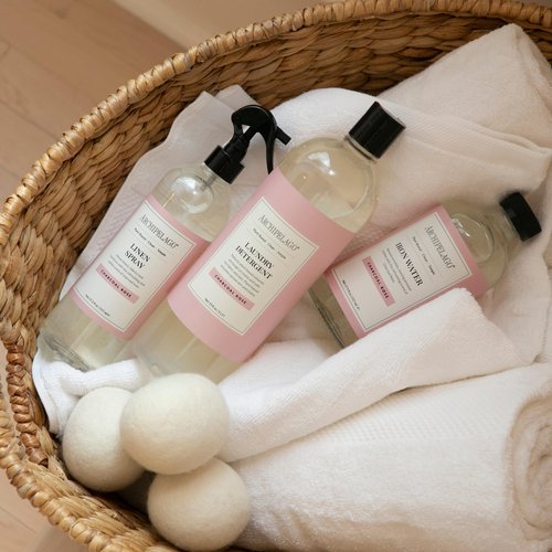 Archipelago Botanicals Charcoal Rose Linen Spray – Fabric & Room Freshener with Black Baccara Rose & Charcoal – Odor Eliminator for Room, Upholstery & Clothes – 17.5 fl oz