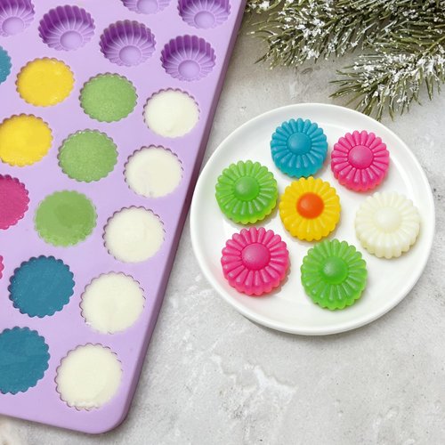 Tadonyny Daisy Flower Chocolate Silicone Molds, Gummy Candy Molds for Cake Decorations, Fondant Mold Silicone with Scraper (flower purple molds 002)