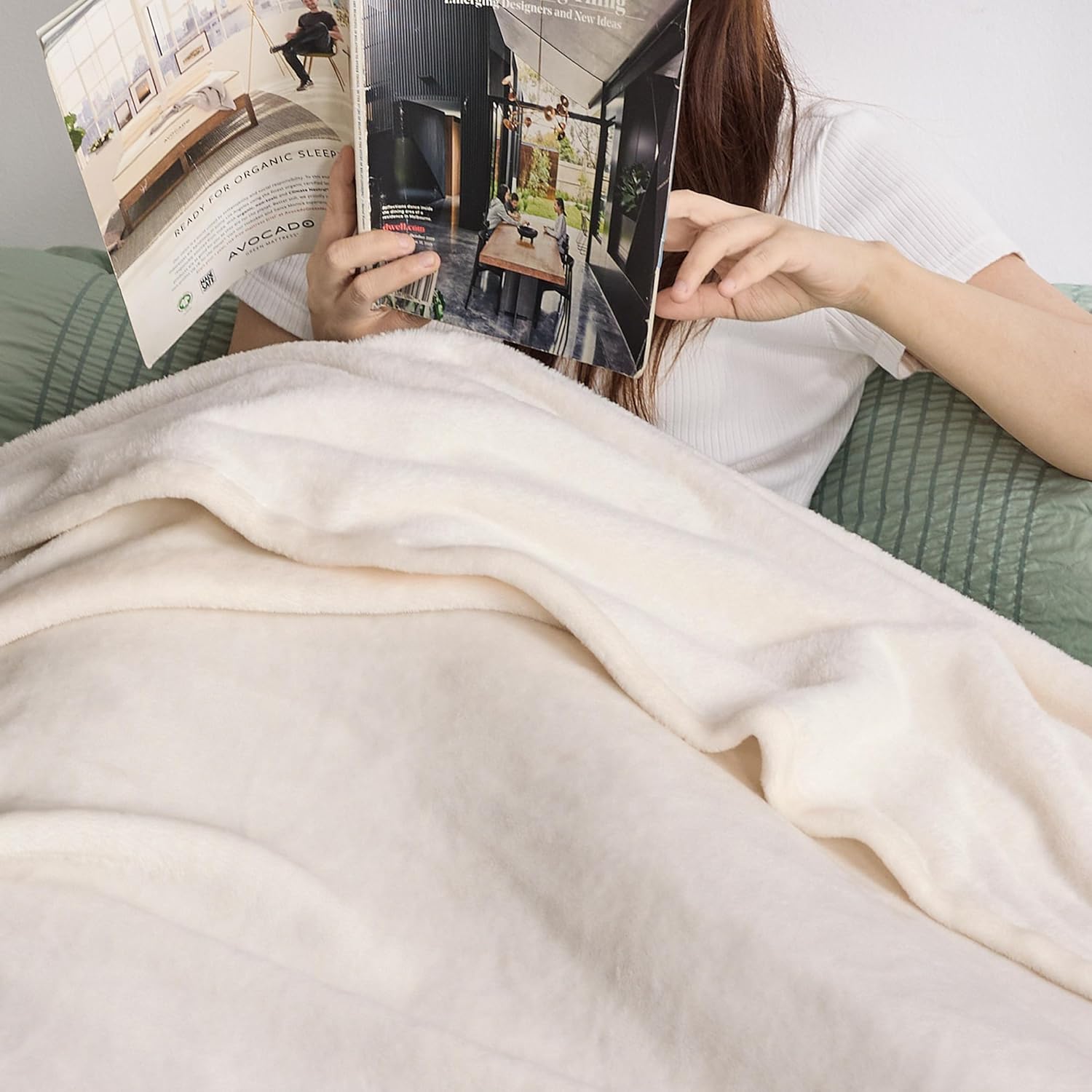 Bedsure GentleSoft Fleece Blanket - Soft, Lightweight Plush Queen Size Cream Blanket, 90x90 Inches