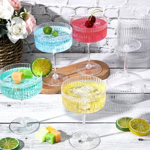 Jingmore 6 Pcs Ribbed Martini Glasses 10 oz Disposable Plastic Vintage Ribbed Coupe Glasses Unbreakable Dessert Parfait Glassware for Wedding Birthday Party Supplies (Clear)