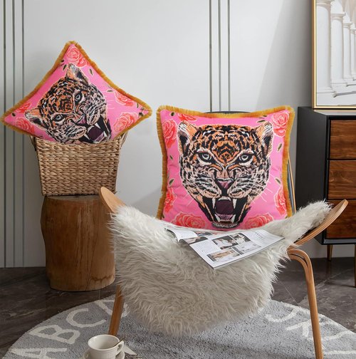 Tiger Floral Velvet Decorative Throw Pillow Cover 20x20 In Pink Pillow Covers Flower Animal Print Tiger Cushion Cover with Tassels Modern Decor Square Pillowcase for Sofa Couch Bedroom Living Room