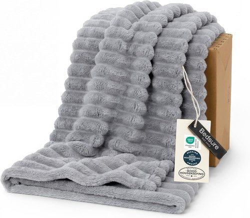 Bedsure Light Grey Fleece Blanket - Super Soft Cozy Throw for Couch, Perfect 50x70 Inches Size