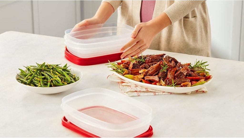 Rubbermaid EasyFindLids Meal Prep Containers - 5.5 Cup Capacity in Vibrant Red Color