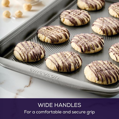 Circulon Bakeware Baking Sheet Set - 3-Piece Cookie Pan & Cooling Rack in Gray