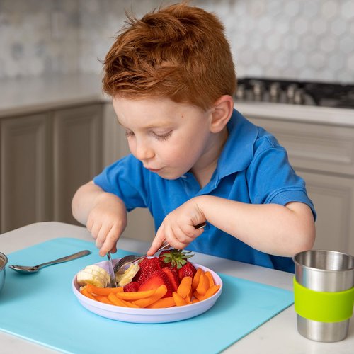 SunZio Kids Silverware Set, 18/10 Stainless Steel 12 Piece Cutlery Set with 4 Forks, 4 Spoons, 4 Small Knives, Toddler Metal Travel Utensils with Case, Child Safe Flatware, Dishwasher Safe, 1 Set
