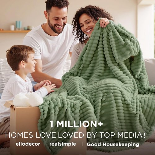 Bedsure GentleSoft Reseda Fleece Queen Blanket - Super Soft Cozy Throw for Couch, 90x90 Inches