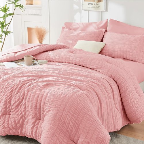 HYMOKEGE Queen Comforter Set - Luxurious Rose Pink Seersucker 7-Piece Bedding Set for All Seasons