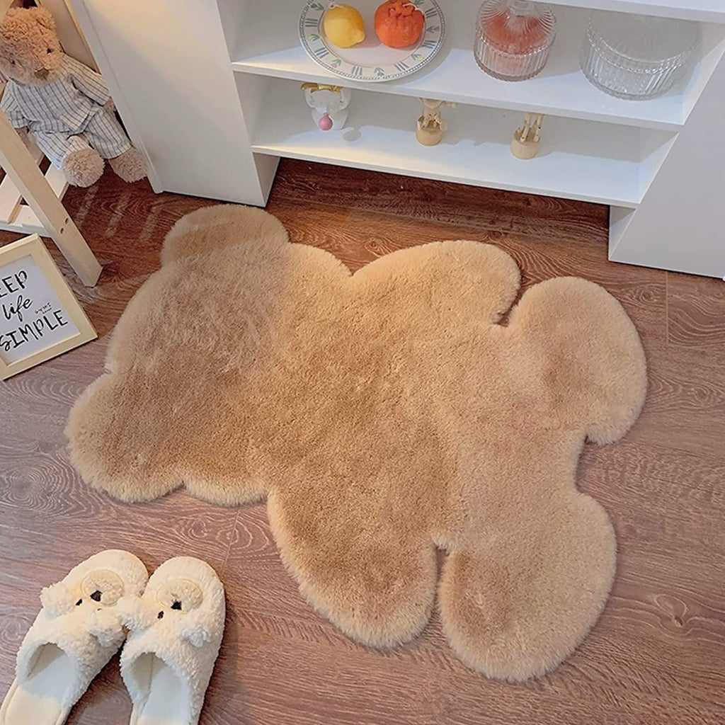 TENNOLA 2ft Small Bear Shag Rug, Soft Fluffy Faux Sheepskin Fur Rug Fuzzy Shaggy Area Rug Cute Plush Carpet for Nursery Kids Girls Bedroom Room Aesthetic Living Room Floor Home Decor, Brown