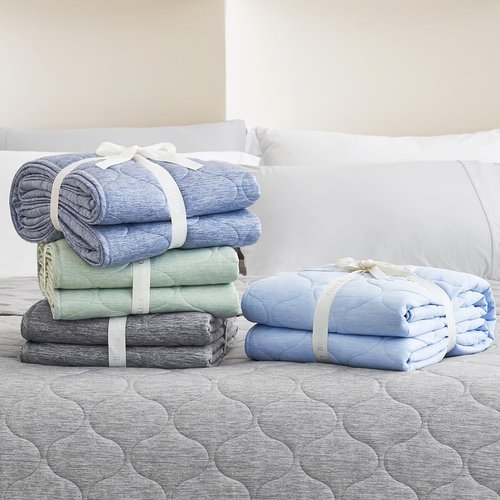 Cozy Bliss Cooling Dual-Sided Blanket for Hot Sleepers, Q-Max>0.46 Lightweight Soft Breathable Bed Blanket, Double Side Cooling Throw for Night Sweats (Silver Grey, 50"x70")