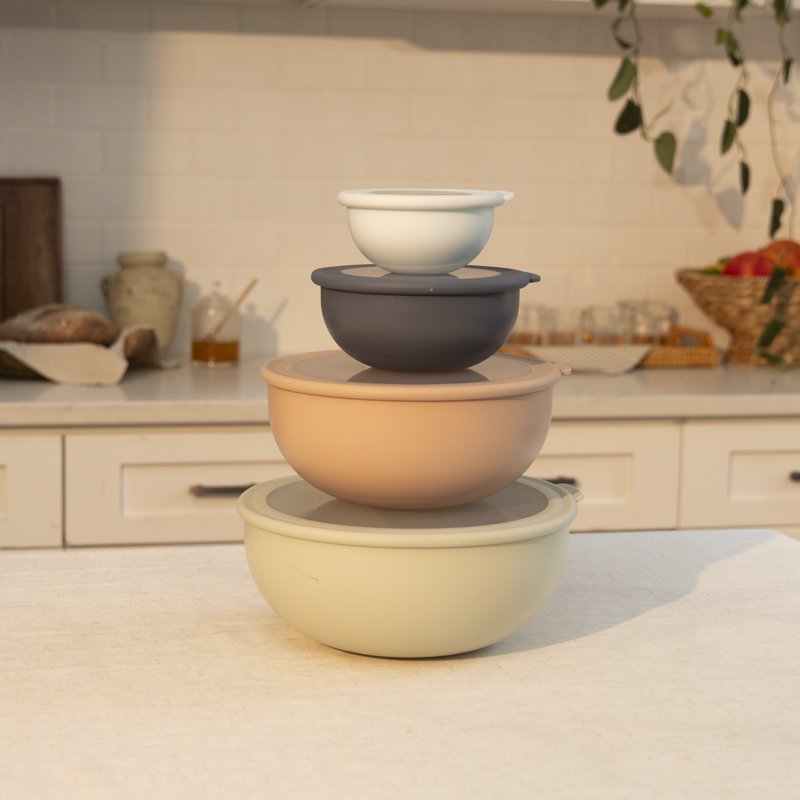 8-Piece Multicolored Mixing Bowl Set - Lightweight & Durable