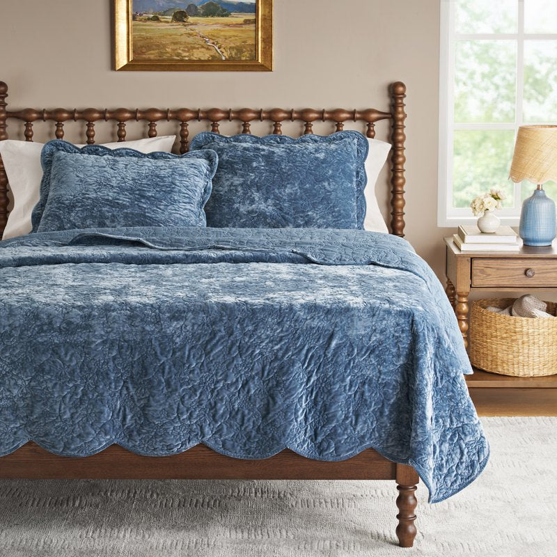 The Pioneer Woman Eloise Floral Velvet Quilt - King, Blue Dust