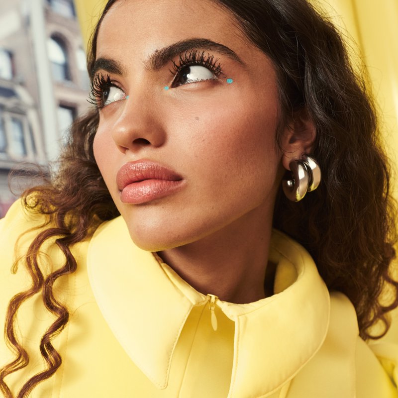 Colossal Bubble Washable Mascara for Buildable Voluminous Lashes