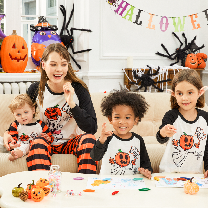 Halloween Pajamas Set for Kids - Pumpkin Ghost Print 2-Piece Long Sleeve & Striped Pants - Variation of 5-Stripe Pumpkin, 3-4Y