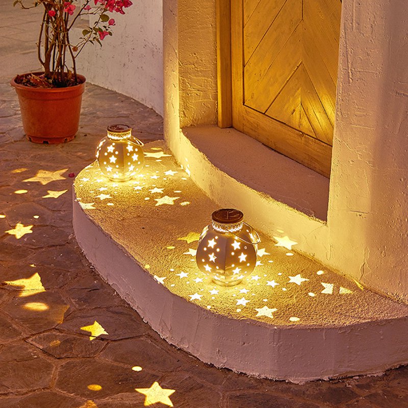 Beige Solar Outdoor Table Lantern with Flickering Flame - Weatherproof Garden & Patio Light - xjwjuw