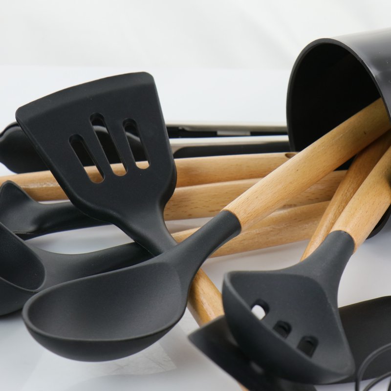 12 Piece Silicone and Wood Cooking Utensil Set - Black