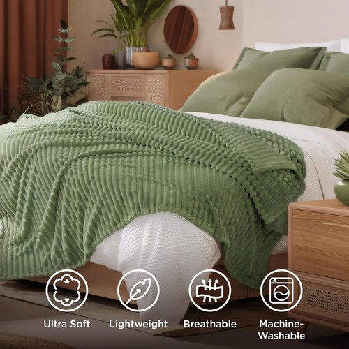 Bedsure GentleSoft Reseda Fleece Queen Blanket - Super Soft Cozy Throw for Couch, 90x90 Inches
