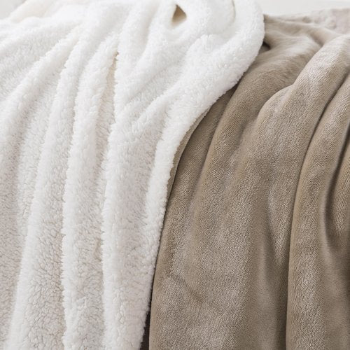 WDCOZY Sherpa Fleece Blankets Fuzzy Warm Throw Blanket Thick Super Soft Reversible Luxurious Fluffy Plush for Sofa Couch Bed Home Decor All Seasons Winter Blankets Tan Camel Beige 50"x60"