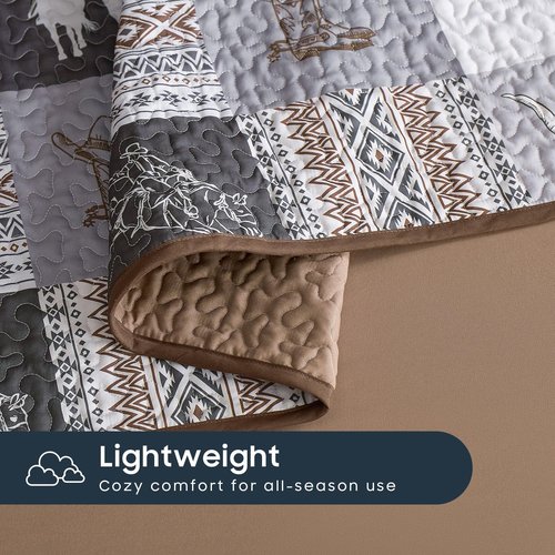 Wake In Cloud - Western Quilt Set, Southwestern Aztec Country Horse Cowboy Rustic Ranch Pattern Printed, Reversible Lightweight Bedspread Coverlet, 3 Pieces, Gray Brown, Queen/Full Size