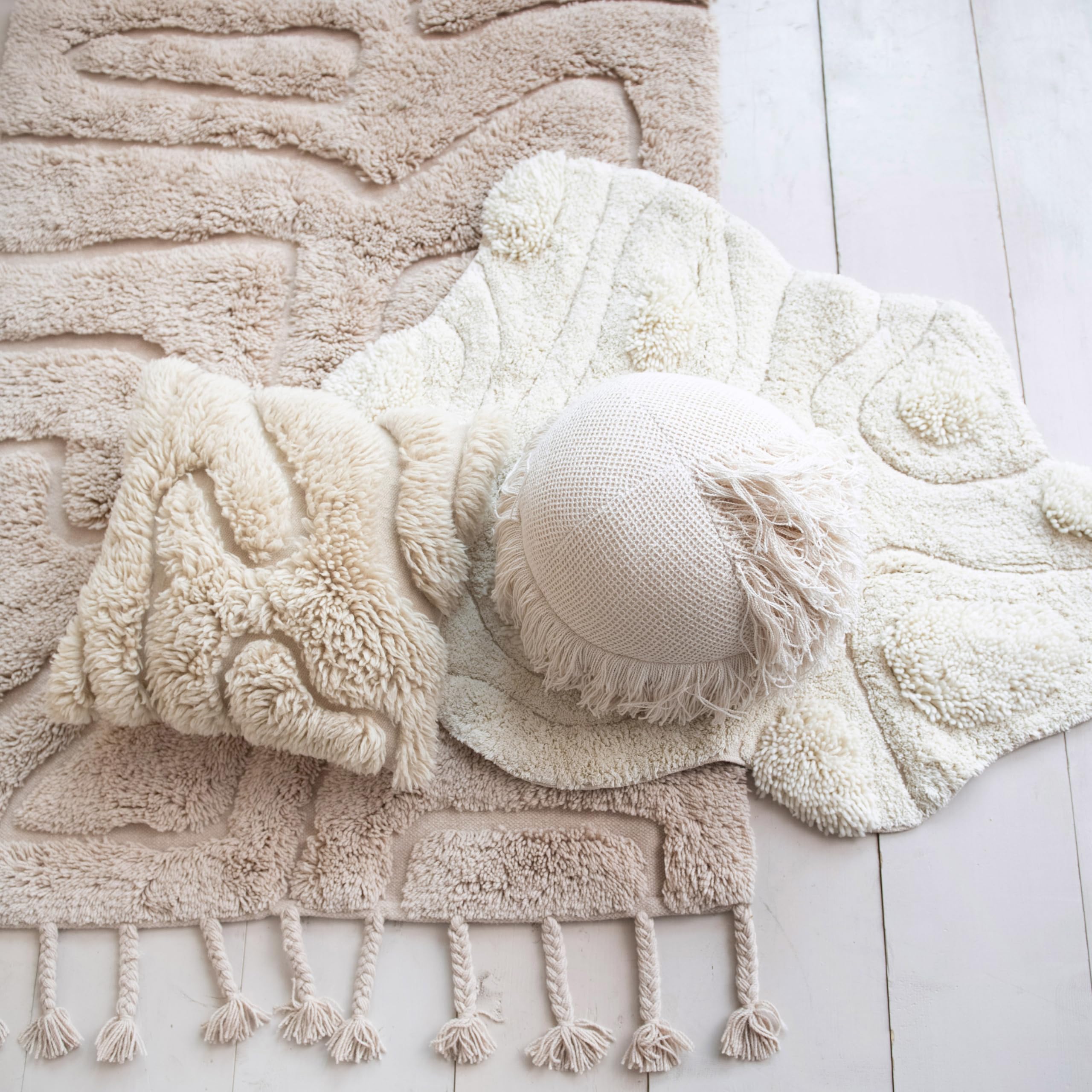Bloomingville Auckland Essence Wool and Cotton Pillow, Natural