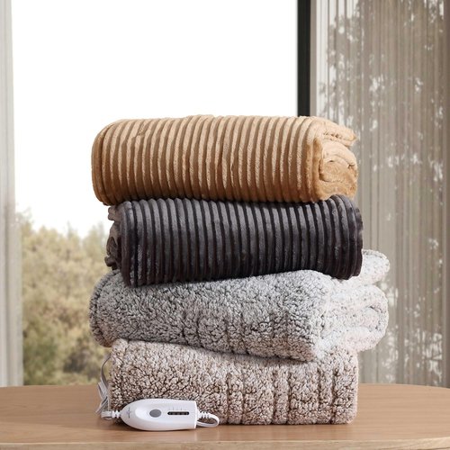 Eddie Bauer - Full Size Heated Blanket, Ultra-Soft Rib Plush Bedding with Solid Sherpa Reverse, Throw Blanket with 10 Heat Settings & Auto Shut-Off (Lookout Mountain Grey)