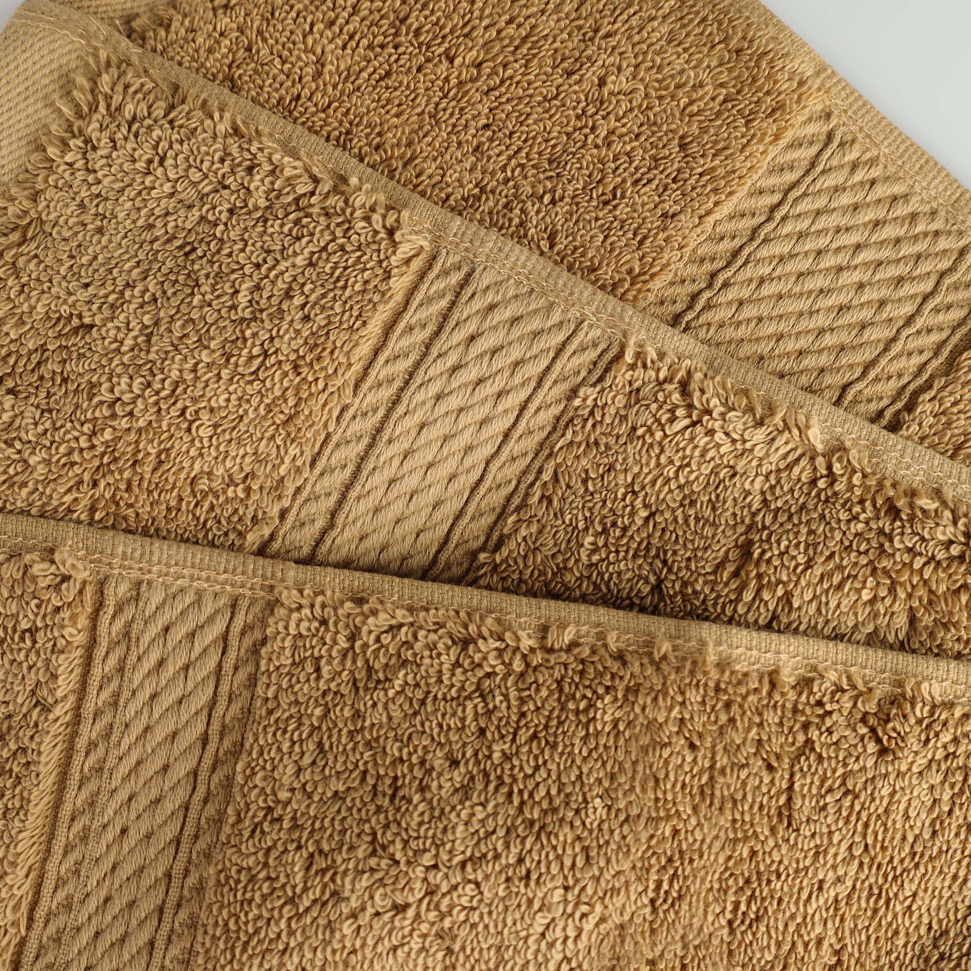Superior Egyptian Cotton Plush & Absorbent, Bath Towel Set of 4, Toast