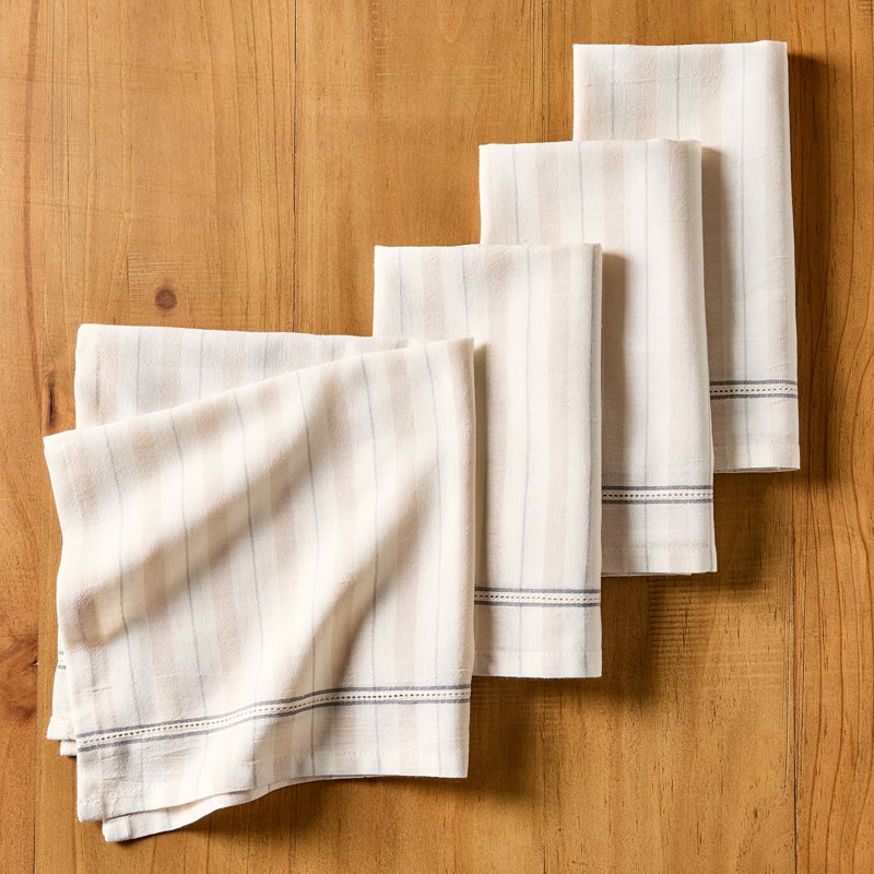 20" x 20" Plaid Napkin Set - Cotton & Polyester - 4-Pack