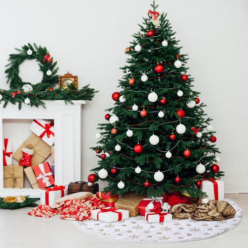 Mr. Pen White Faux Fur Christmas Tree Skirt, 36 inches, Gold Snowflakes