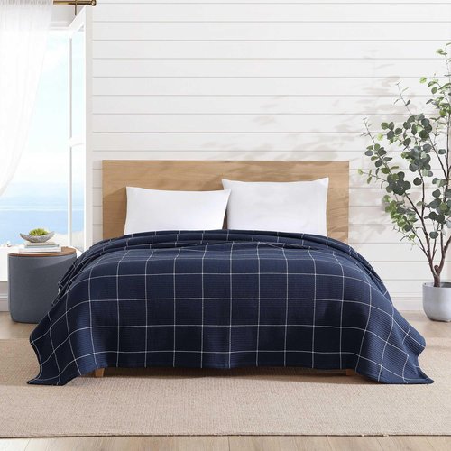 Nautica - Queen Blanket, Soft & Cozy Bedding, Waffle Grid Home Decor (Bridgeport Navy, Queen)
