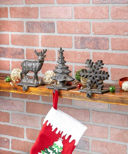 Red Co. 6.75" Decorative Cast Iron Stocking Holder with Hook in Old Bronze Finish – Christmas Tree
