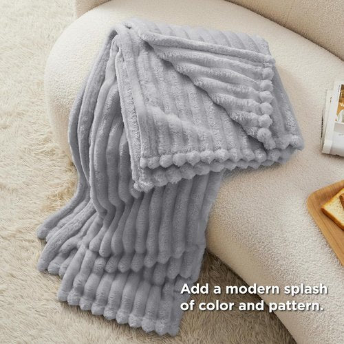 Bedsure Light Grey Fleece Blanket - Super Soft Cozy Throw for Couch, Perfect 50x70 Inches Size