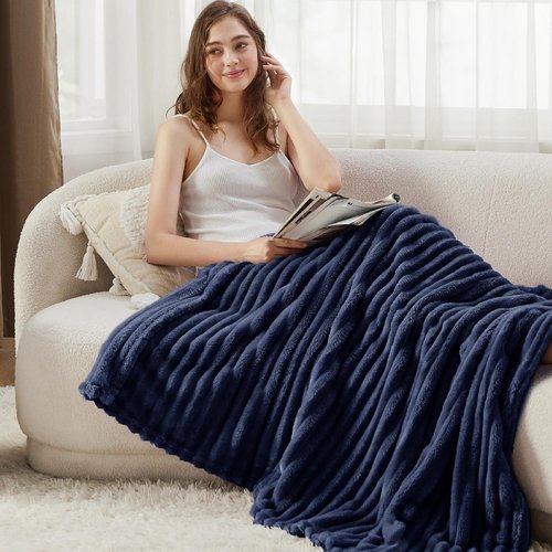 Bedsure GentleSoft Navy Blue Twin Blanket - Cozy, Soft Throw for Women & Girls | 66x90 Inches