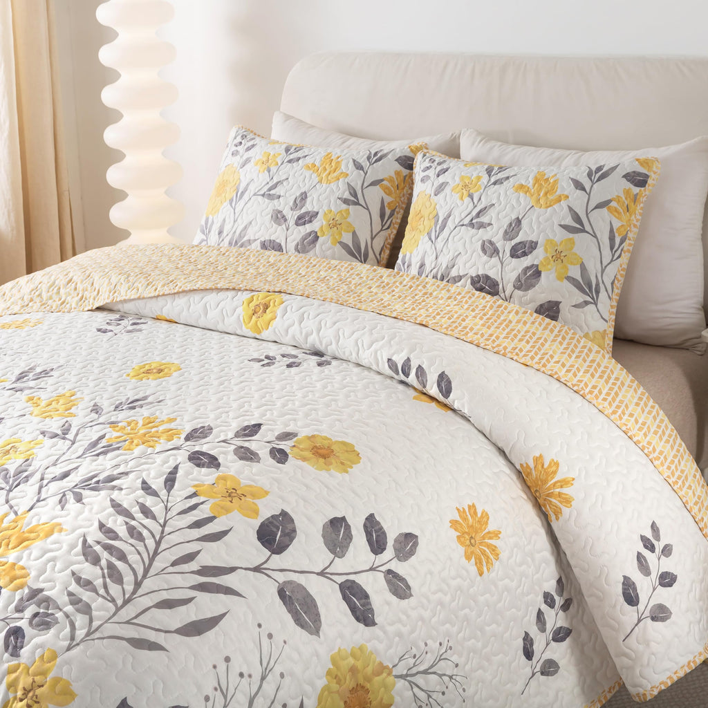 Soul & Lane May Flowers Gray and Yellow Quilt Set - Twin Size with 1 Sham, Summer Lightweight Floral Quilted Bedspread, Nature-Inspired Bedding with Flower and Botanical Pattern