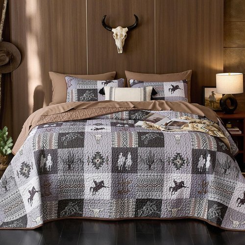 Wake In Cloud - Western Quilt Set, Southwestern Aztec Country Horse Cowboy Rustic Ranch Pattern Printed, Reversible Lightweight Bedspread Coverlet, 3 Pieces, Gray Brown, Queen/Full Size