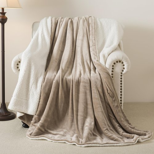 WDCOZY Sherpa Fleece Blankets Fuzzy Warm Throw Blanket Thick Super Soft Reversible Luxurious Fluffy Plush for Sofa Couch Bed Home Decor All Seasons Winter Blankets Tan Camel Beige 50"x60"