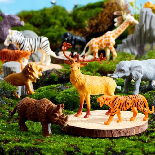 JOYIN 28Pack Valentines Day Gifts Cards with Zoo Animals Figures for Boys Girls, Greeting Cards for Classroom Exchange, Kids Party Favors School Game Prize Toys