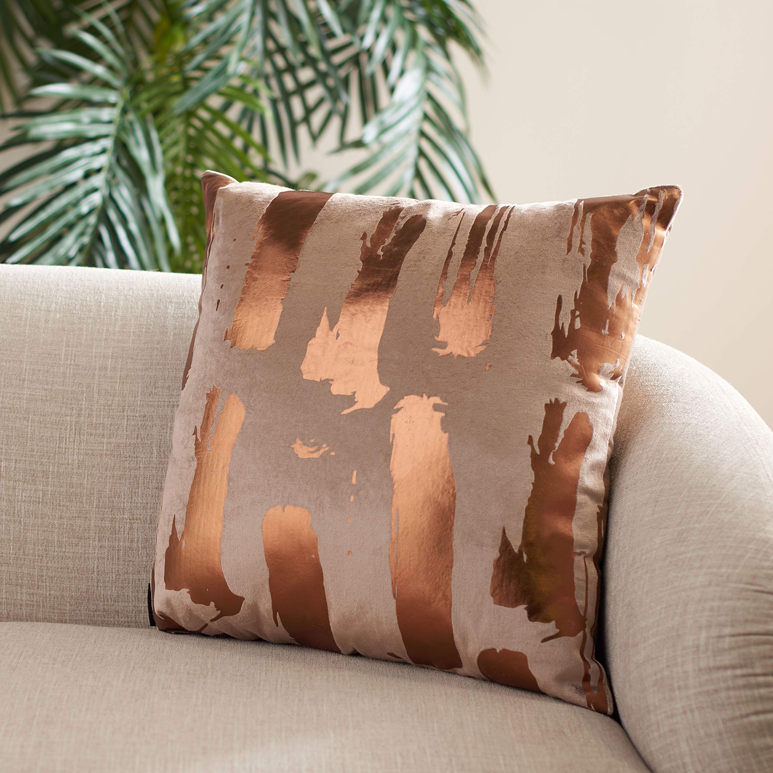 SAFAVIEH Home Collection Hannia Abstract Brown and Bronze Foil 18 x 18-inch Decorative Throw Pillow, 19"x19"